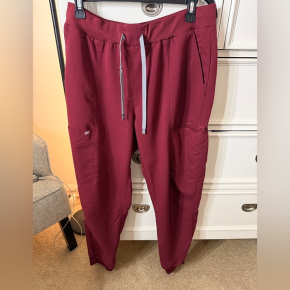 Fabletics scrub set - Picture 6 of 11